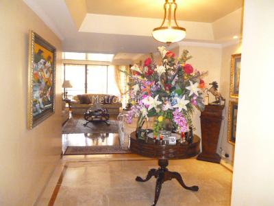 Apartamento de 3 alcobas en venta en Bosque Medina, Bogotá, 232 m² · foto 2 de 16