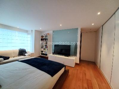 Apartamento de 3 alcobas en venta en Sierras Del Moral, Bogotá, 209 m² · foto 11 de 20