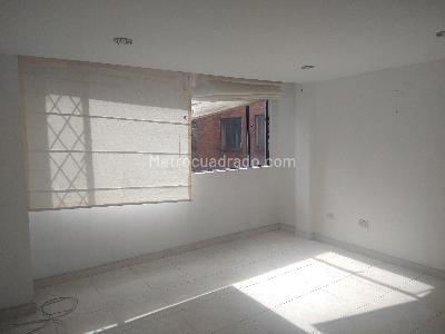 Apartamento en venta en Villa Gladys, Bogotá · foto 3 de 13