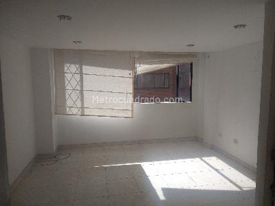 Apartamento en venta en Villa Gladys, Bogotá · foto 4 de 13