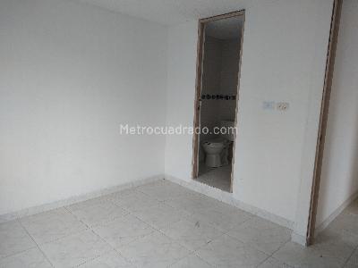Apartamento de 3 alcobas en venta en Parque Campestre, Soacha, 45 m² · foto 18 de 20