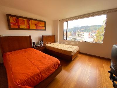 Apartamento en venta en Santa Barbara Occidental, Bogotá · foto 9 de 19