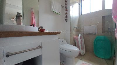 Apartamento de 3 alcobas en venta en Sierras Del Moral, Bogotá, 209 m² · foto 8 de 19