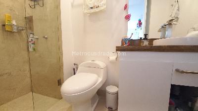 Apartamento de 3 alcobas en venta en Sierras Del Moral, Bogotá, 209 m² · foto 9 de 19