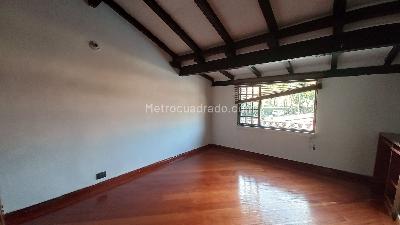 Casa de 3 alcobas en venta en Santa Coloma, Bogotá, 192 m² · foto 10 de 20
