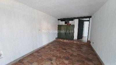 Casa de 3 alcobas en venta en Santa Coloma, Bogotá, 192 m² · foto 4 de 20
