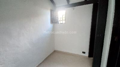 Casa de 3 alcobas en venta en Santa Coloma, Bogotá, 192 m² · foto 6 de 20