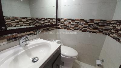 Apartamento de 3 alcobas en venta en Santa Paula, Bogotá, 168 m² · foto 5 de 14