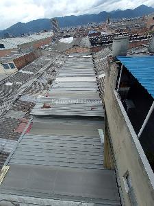 Casa de 5 alcobas en venta en Las Ferias, Bogotá, 410 m² · foto 3 de 19