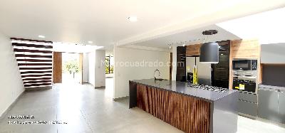 Casa de 3 alcobas en venta en Floresta De La Sabana, Bogotá, 512 m² · foto 3 de 20
