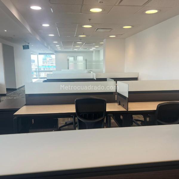 Oficina en Arriendo, CHICO NORTE, Bogotá D.C. - Más