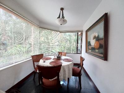 Apartamento de 4 alcobas en venta en Sierras Del Moral, Bogotá, 392 m² · foto 3 de 19