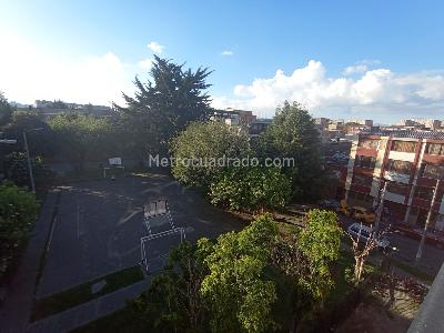 Apartamento en venta en Granada Norte, Bogotá · foto 18 de 20