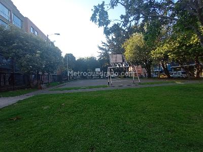 Apartamento en venta en Granada Norte, Bogotá · foto 19 de 20