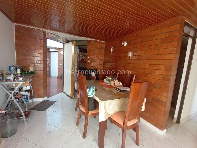 Apartamento en venta en Granada Norte, Bogotá · foto 4 de 20