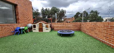Apartamento de 4 alcobas en venta en Sierras Del Moral, Bogotá, 375 m² · foto 19 de 20
