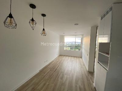 Apartamento de 1 alcoba en arriendo en Usaquen, Bogotá, 29 m² · foto 2 de 16