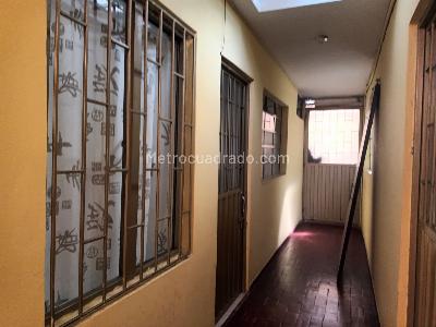 Casa de 5 alcobas en venta en Boyaca Real, Bogotá, 520 m² · foto 3 de 13