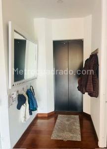 Apartamento de 3 alcobas en venta en La Cabrera, Bogotá, 220 m² · foto 3 de 20