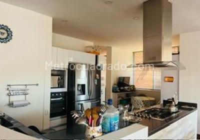 Apartamento de 3 alcobas en venta en La Cabrera, Bogotá, 220 m² · foto 17 de 20