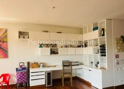 Apartamento de 3 alcobas en venta en La Cabrera, Bogotá, 220 m² · foto 16 de 20