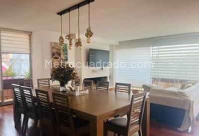 Apartamento de 3 alcobas en venta en La Cabrera, Bogotá, 220 m² · foto 19 de 20