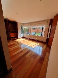 Apartamento de 3 alcobas en venta en Bella Vista Norte, Bogotá, 176 m² · foto 4 de 15