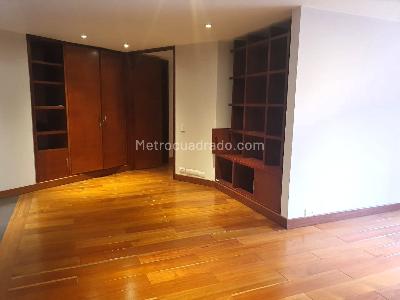 Apartamento de 3 alcobas en venta en Bella Vista Norte, Bogotá, 176 m² · foto 9 de 15