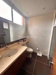 Casa de 4 alcobas en venta en Na, Cajicá, 223 m² · foto 13 de 20
