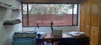 Apartamento de 3 alcobas en venta en Los Rosales Emaus, Bogotá, 176 m² · foto 10 de 12