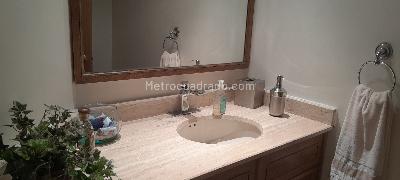 Apartamento de 3 alcobas en venta en Los Rosales Emaus, Bogotá, 176 m² · foto 4 de 12