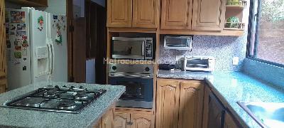 Apartamento de 3 alcobas en venta en Los Rosales Emaus, Bogotá, 176 m² · foto 12 de 12
