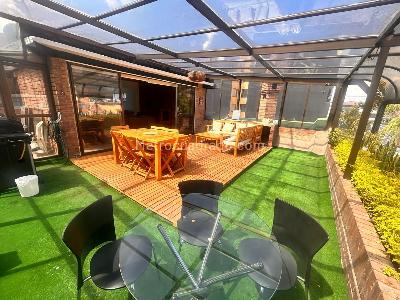 Apartamento de 3 alcobas en venta en Chico San Patricio, Bogotá, 214 m² · foto 18 de 20