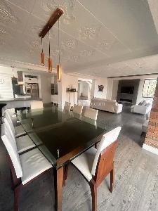 Apartamento de 3 alcobas en venta en Chico San Patricio, Bogotá, 214 m² · foto 3 de 20