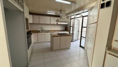 Casa de 3 alcobas en venta en Santa Barbara Alta, Bogotá, 594 m² · foto 16 de 20