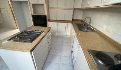 Casa de 3 alcobas en venta en Santa Barbara Alta, Bogotá, 594 m² · foto 17 de 20