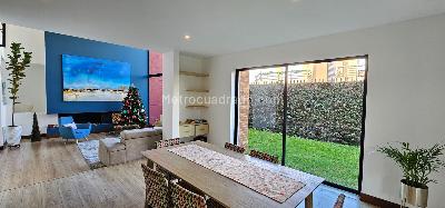 Casa de 3 alcobas en venta en Senderos De Canelon, Cajicá, 376 m² · foto 2 de 20