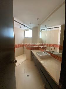 Apartamento de 3 alcobas en venta en Rosales Bella Vista, Bogotá, 284 m² · foto 9 de 20
