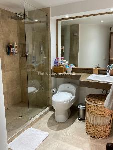 Apartamento de 3 alcobas en venta en Parque De La 93, Bogotá, 133 m² · foto 9 de 10