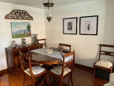 Apartamento de 3 alcobas en venta en Parque De La 93, Bogotá, 133 m² · foto 2 de 10