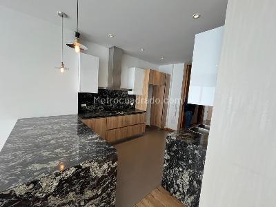 Apartamento de 3 alcobas en venta en El Nogal Espartillal, Bogotá, 193 m² · foto 1 de 19