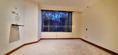 Apartamento de 3 alcobas en venta en Sierras Del Moral, Bogotá, 183 m² · foto 11 de 13