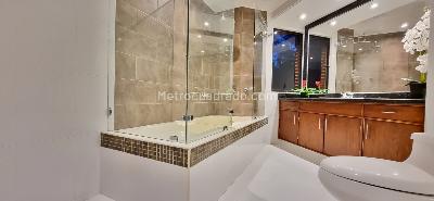 Apartamento de 3 alcobas en venta en Sierras Del Moral, Bogotá, 183 m² · foto 12 de 13