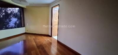 Apartamento de 3 alcobas en venta en Sierras Del Moral, Bogotá, 183 m² · foto 5 de 13