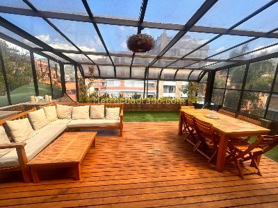 Apartamento de 3 alcobas en venta en Santa Barbara Occidental Santa Barbara, Bogotá, 214 m² · foto 2 de 19