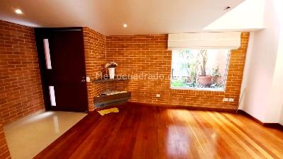 Casa de 4 alcobas en venta en Contador De Alameda, Bogotá, 250 m² · foto 3 de 15