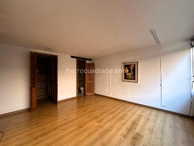 Apartamento de 3 alcobas en venta en Chico Norte, Bogotá, 133 m² · foto 13 de 20