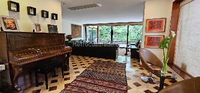 Casa de 5 alcobas en venta en Bosque Izquierdo Raqueta, Bogotá, 450 m² · foto 4 de 20