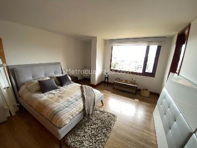 Casa de 4 alcobas en venta en Bella Suiza, Bogotá, 450 m² · foto 4 de 14