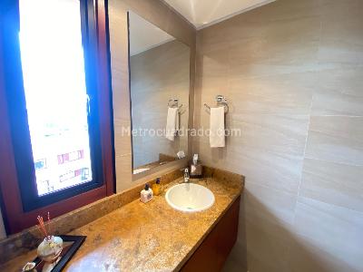 Casa de 4 alcobas en venta en Bella Suiza, Bogotá, 450 m² · foto 5 de 14